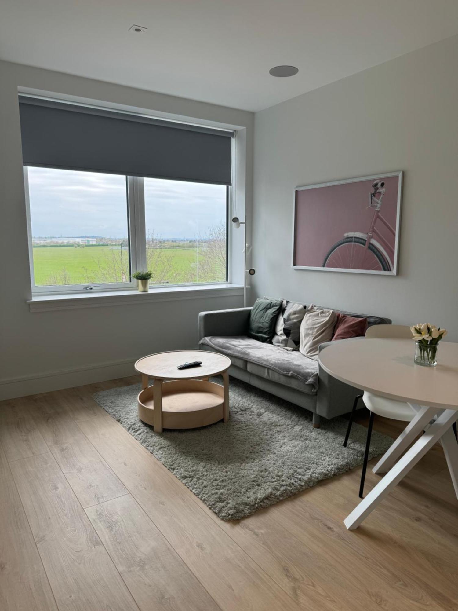 London Luxxe Suites & Apartments - London Heathrow Airport, Terminal 1 2 3 4 5 Hillingdon Buitenkant foto